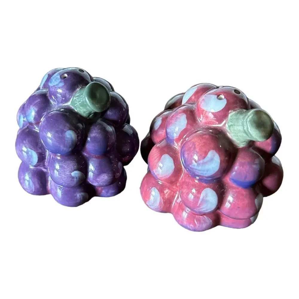 Noble Excellence Meritage‎ Grapes Salt & Pepper Shakers